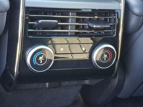 Used 2025 Land Rover Range Rover Sport SE AWD/4WD image 11