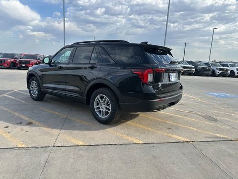 New 2026 Ford Explorer Active image 6