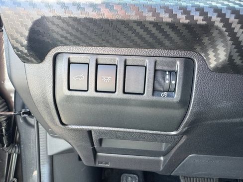 Used 2025 Subaru Ascent Premium AWD/4WD image 12