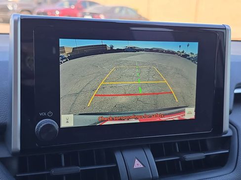 Used 2025 Toyota RAV4 XLE w/ Weather Package AWD/4WD image 22