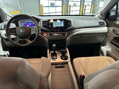 Used 2019 Honda Pilot EX image 6