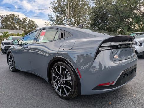 New 2026 Toyota Prius Plug-In Hybrid image 6