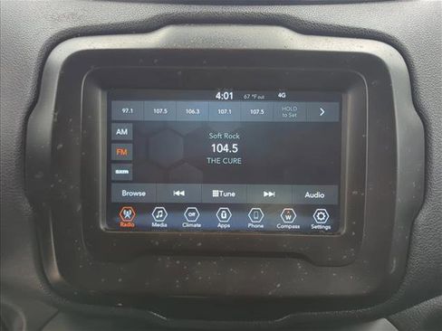 Used 2021 Jeep Renegade Latitude image 14