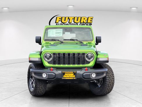 New 2025 Jeep Gladiator Rubicon image 2