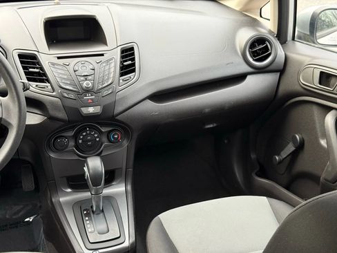 Used 2017 Ford Fiesta S image 23
