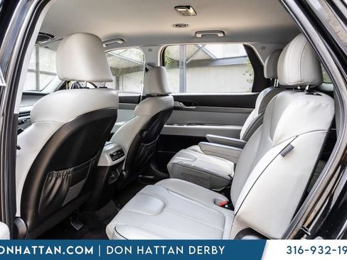 Used 2024 Hyundai Palisade SEL FWD image 19