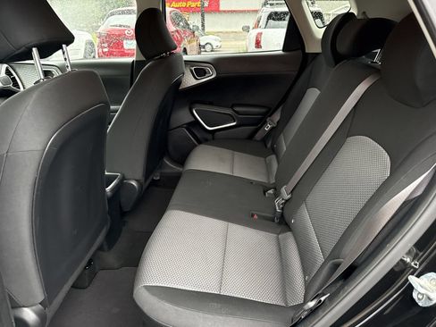 Used 2021 Kia Soul LX FWD image 10