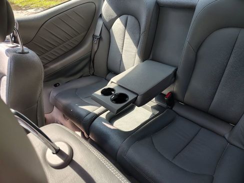 Used 2007 Mercedes-Benz CLK 350 Coupe image 25