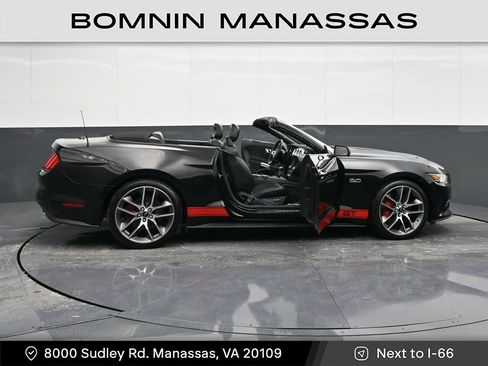 Used 2015 Ford Mustang GT Premium w/ Equipment Group 401A image 34