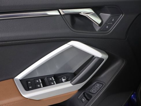 Used 2023 Audi Q3 2.0T Premium w/ Convenience Package image 20