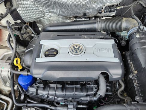 Used 2016 Volkswagen Tiguan S image 19