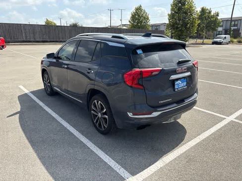 Used 2018 GMC Terrain Denali w/ Advanced Safety Package FWD image 3