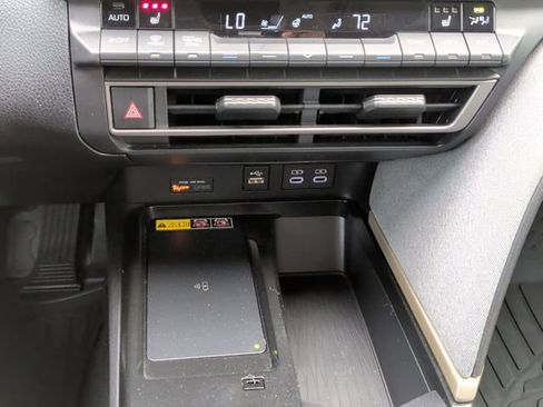 Used 2025 Toyota Camry LE w/ Convenience Package FWD image 25
