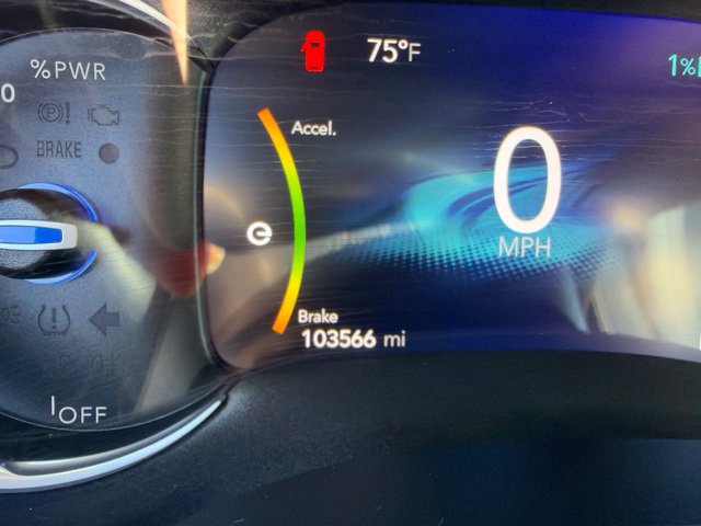 Used 2020 Chrysler Pacifica Touring-L w/ S Appearance Package FWD image 12