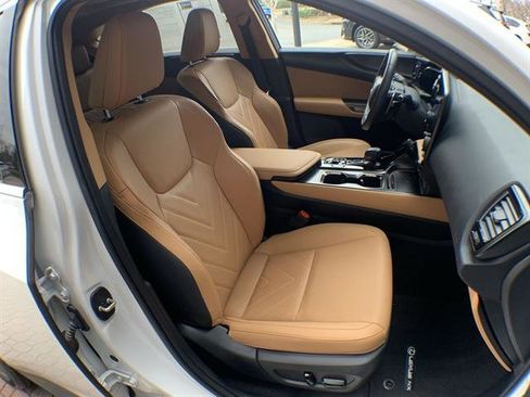 Used 2025 Lexus NX 300h AWD w/ Luxury Package image 25