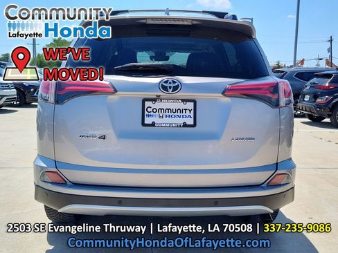 Used 2016 Toyota RAV4 Limited w/ Advanced Technology Package FWD image 7