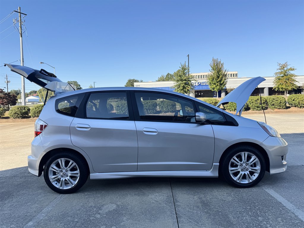 Used 2011 Honda Fit Sport image 39