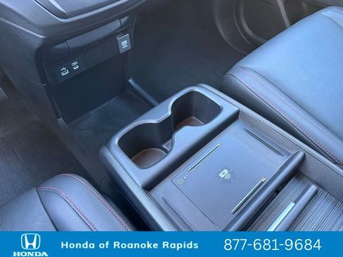 Used 2025 Honda Odyssey Sport-L image 29