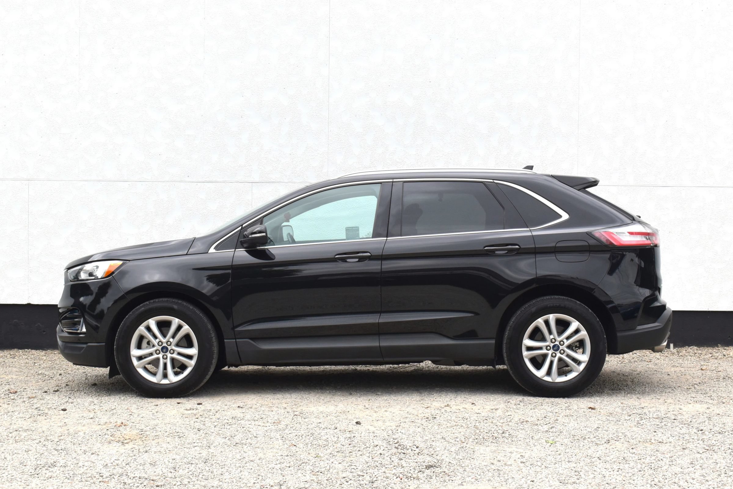 Used 2019 Ford Edge SEL FWD image 33