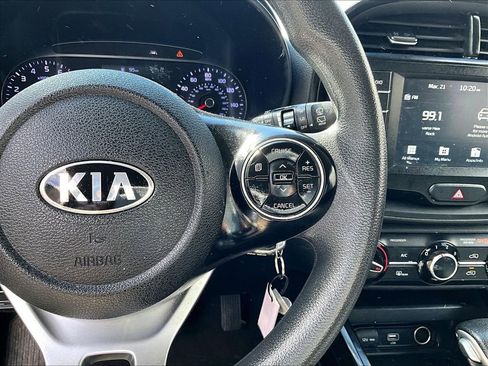 Used 2021 Kia Soul S FWD image 17