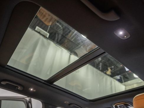 Certified 2024 Jeep Grand Cherokee Summit AWD/4WD image 42