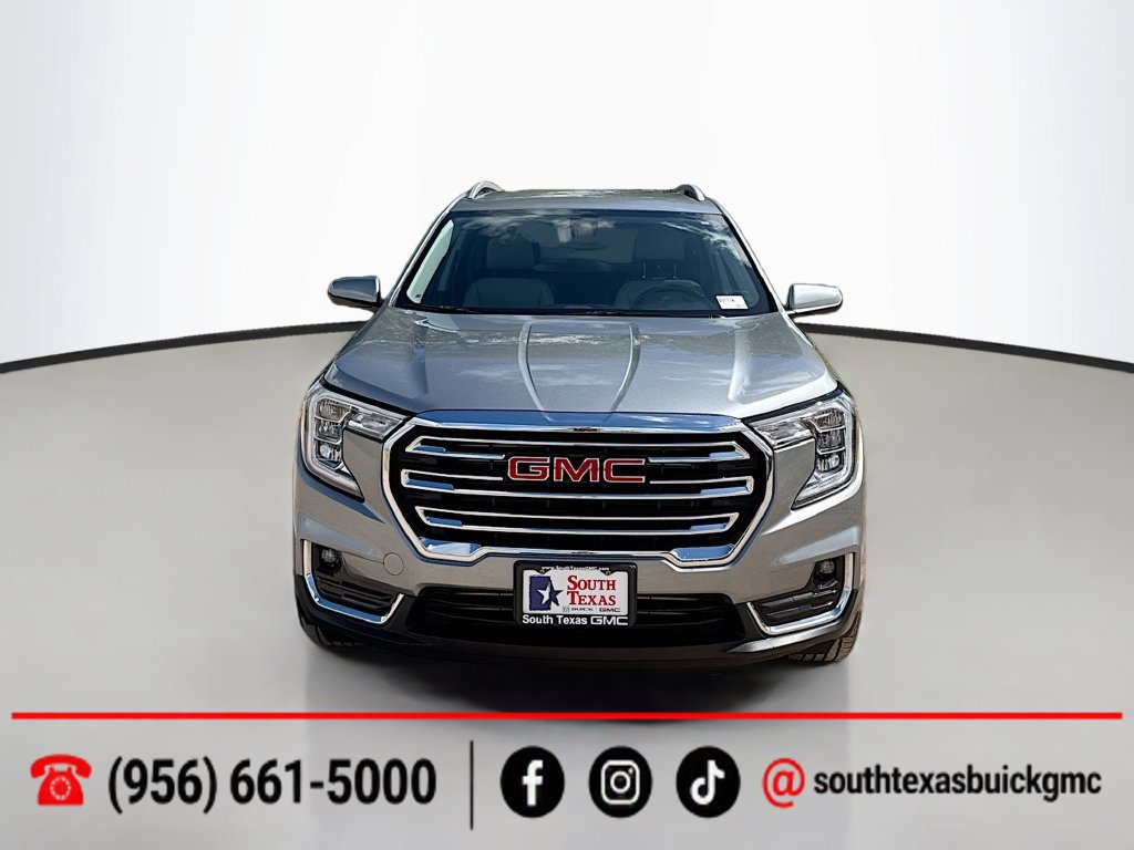 Used 2023 GMC Terrain SLT w/ Infotainment Package II FWD image 2