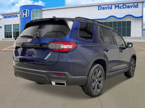 New 2025 Honda Pilot Sport image 9