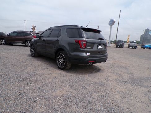 Used 2018 Ford Explorer Sport AWD/4WD image 10