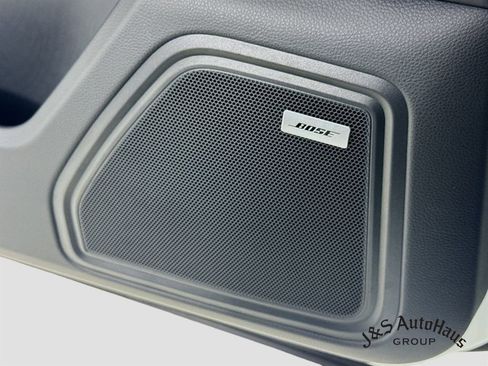 Used 2025 Porsche Macan GTS AWD/4WD image 25