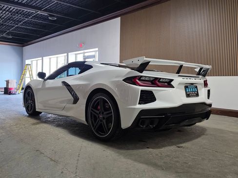 Used 2024 Chevrolet Corvette Stingray Preferred Cpe w/ Z51 Performance Package RWD image 6