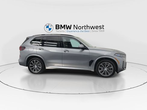 Used 2026 BMW X5 xDrive40i w/ M Sport Package AWD/4WD image 5