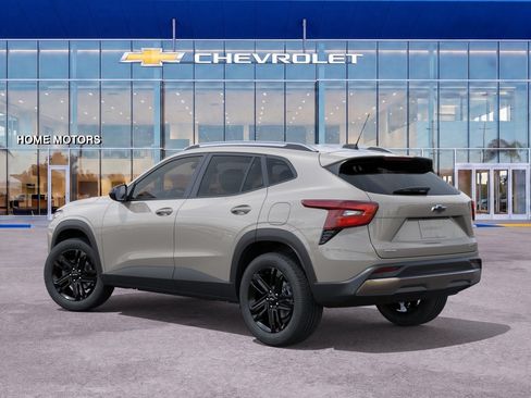 New 2026 Chevrolet Trax ACTIV w/ Driver Confidence Package FWD image 3