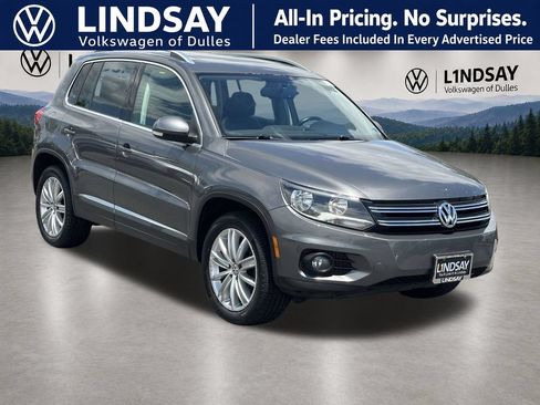Used 2013 Volkswagen Tiguan SE AWD/4WD image 1