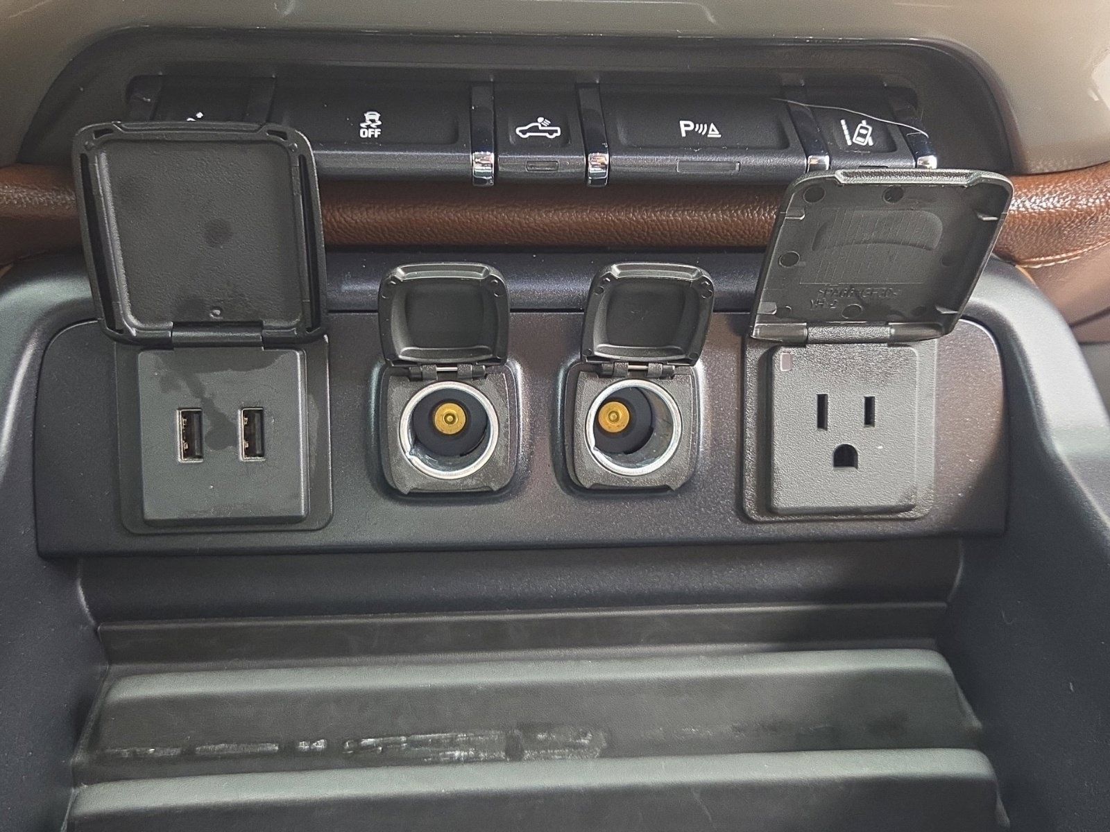 Used 2019 Chevrolet Silverado 2500 High Country AWD/4WD image 46