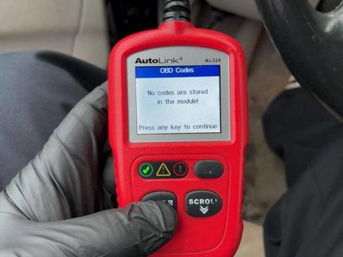 Used 2011 Ford Taurus SEL w/ 201A Rapid Spec Order Code image 65