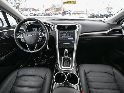 Used 2014 Ford Fusion Energi SE w/ Driver Assist Package image 29