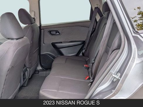 Used 2023 Nissan Rogue S AWD/4WD image 15