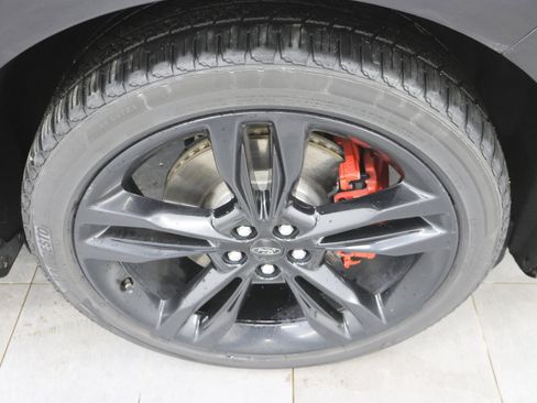 Used 2020 Ford Edge ST w/ Equipment Group 401A image 3