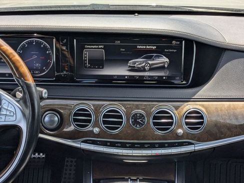 Used 2015 Mercedes-Benz S 550 4MATIC Sedan image 17