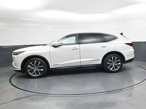 Used 2024 Acura MDX SH-AWD w/ Technology Package image 9
