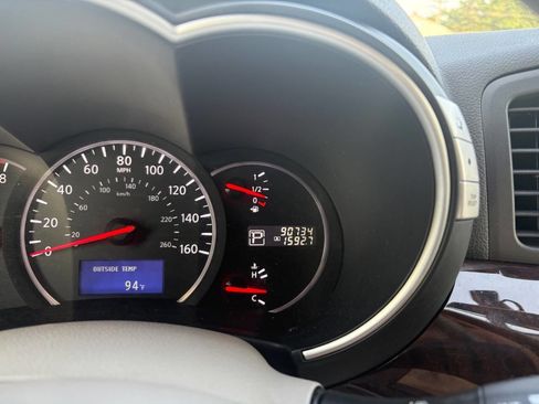 Used 2013 Nissan Quest SL image 12