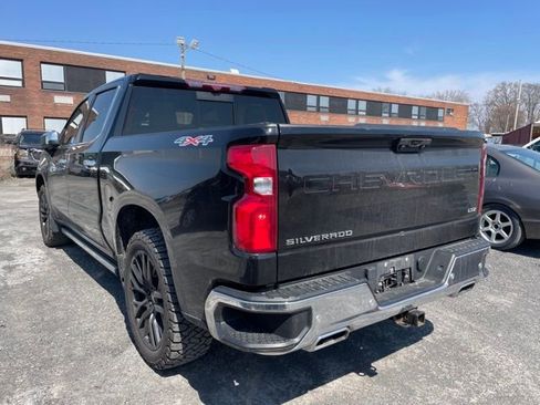 Used 2022 Chevrolet Silverado 1500 LTZ w/ Technology Package image 6