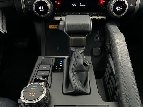 New 2025 Toyota 4Runner 4WD image 30