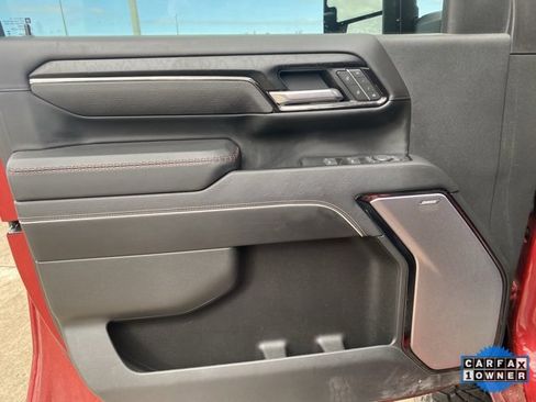 Used 2025 GMC Sierra 2500 AT4X image 21