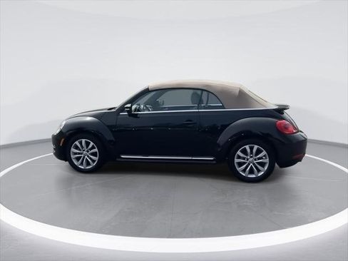 Used 2014 Volkswagen Beetle TDI FWD image 5