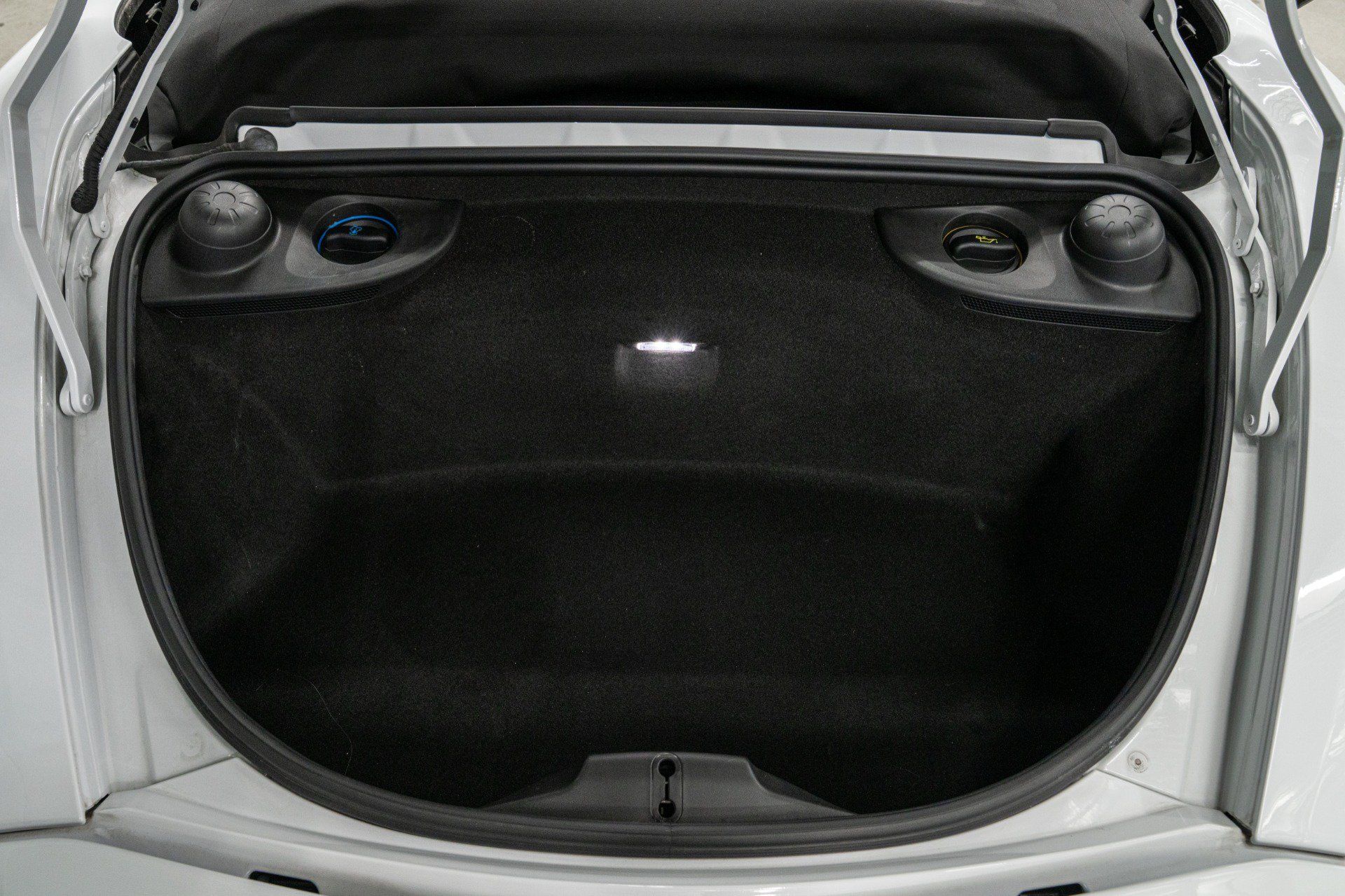 Used 2016 Porsche Boxster Spyder RWD image 12