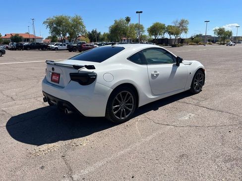 Used 2017 Toyota 86 860 Special Edition image 9