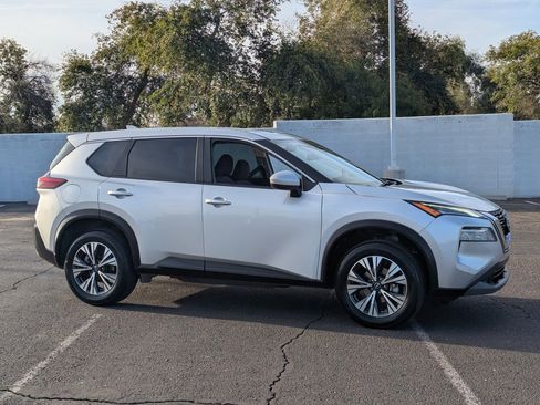 Certified 2023 Nissan Rogue SV image 6