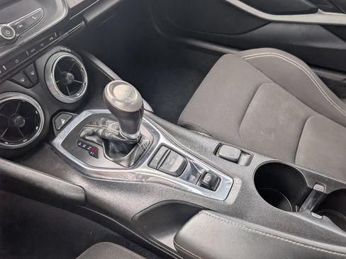 Used 2016 Chevrolet Camaro LT RWD image 20
