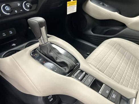 New 2026 Honda HR-V LX image 24